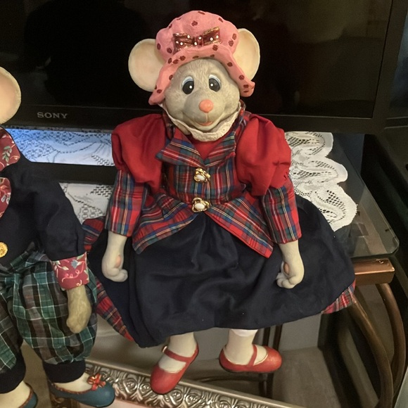 Vintage 90’s House of Lloyd Christmas Marcus & Millicent Mouse Shelf Sitters - Picture 5 of 7